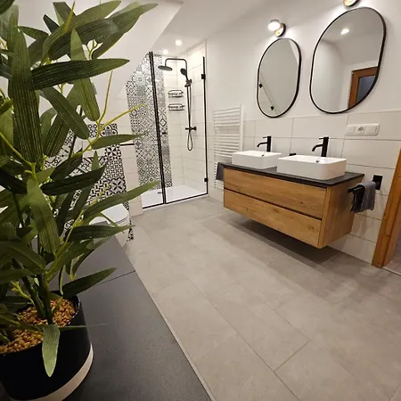 Am See, Ferienhaus, 7 Schlafzimmer, Waschmaschine, Businesswohnung * Salzgitter