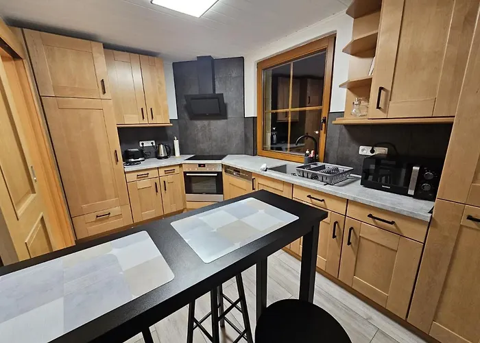 Apartman Am See, Ferienhaus, 7 Schlafzimmer, Waschmaschine, Businesswohnung