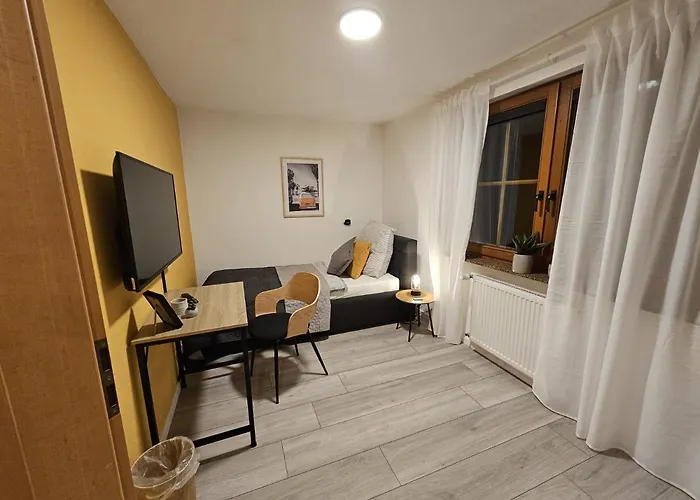Am See, Ferienhaus, 7 Schlafzimmer, Waschmaschine, Businesswohnung Salzgitter