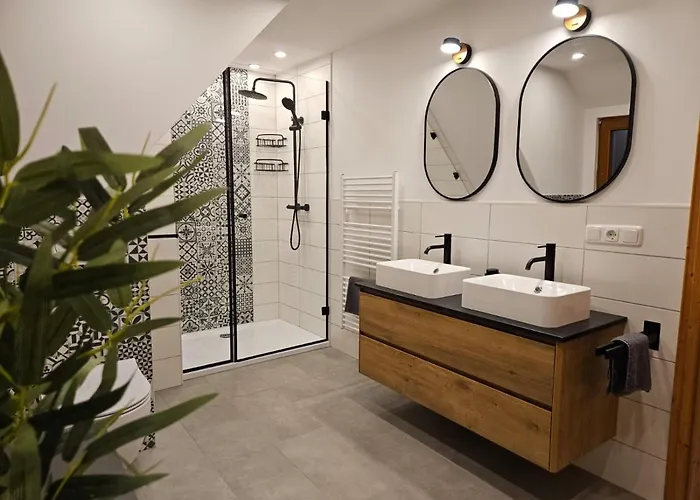 Am See, Ferienhaus, 7 Schlafzimmer, Waschmaschine, Businesswohnung Apartmán Salzgitter